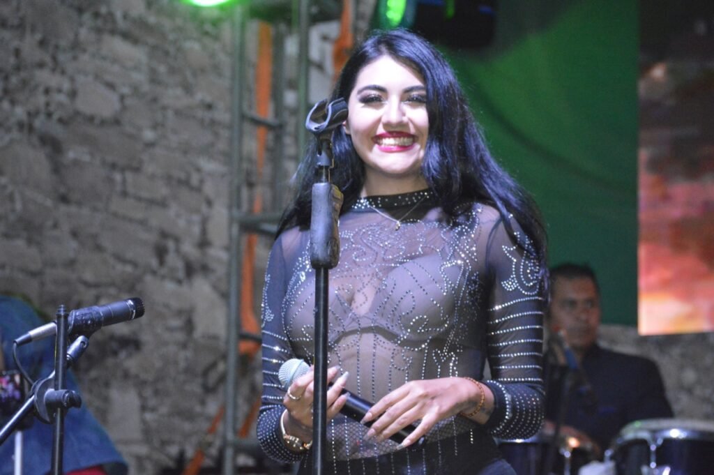 Gruperisimo armó el bailongo en San Miguel Chalma