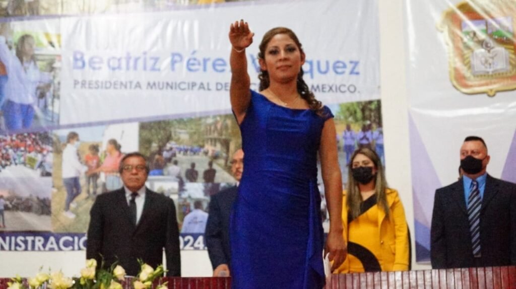 Toma protesta Beatriz Pérez Vázquez como Presidenta Municipal de Zacualpan