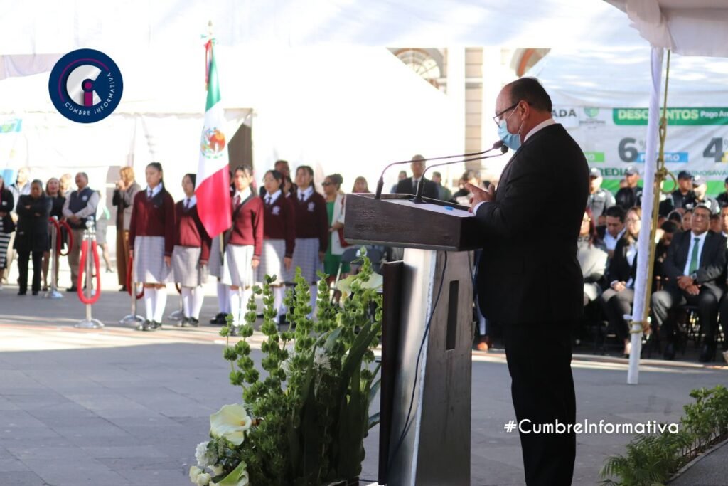 Zinacantepec celebra el Día de la Bandera con emotivo acto cívico