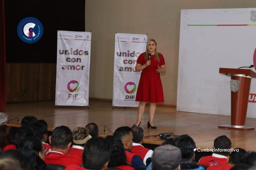 'Ana Muñiz en capacitación a autoridades auxiliares'