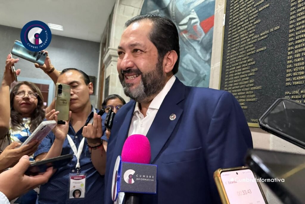 'Francisco Vázquez invita a participar en elección'