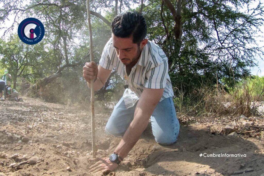 Reforestar para transformar: Pepe Couttolenc impulsa acción climática en Puerto Vallarta