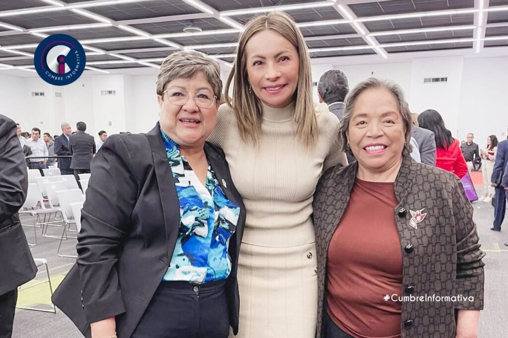 Saray Benítez Espinoza Participa en Seminario sobre Fiscalización en el Estado de México (2)