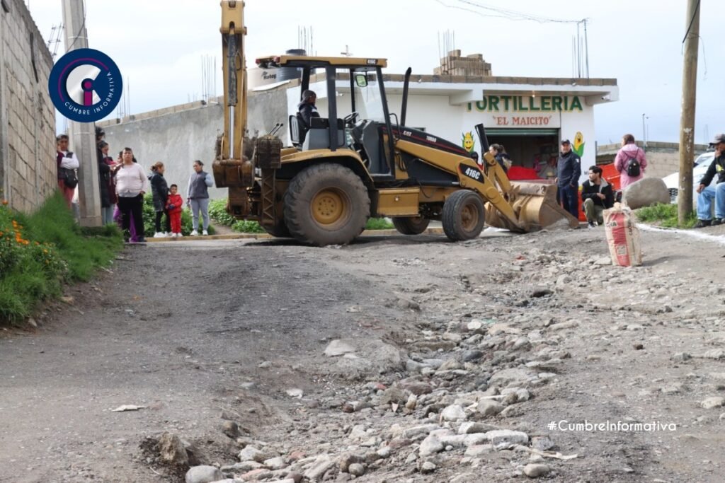 'inicia pavimentación en zinacantepec'