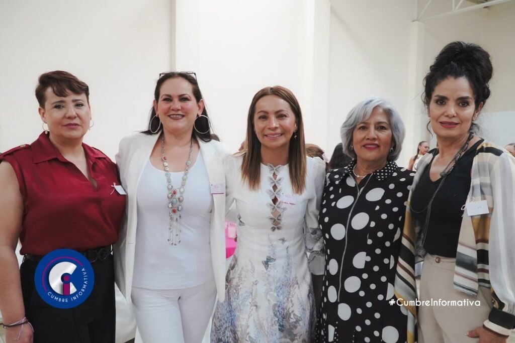Saray Benítez festeja a lo grande a las mamás de Mexicaltzingo