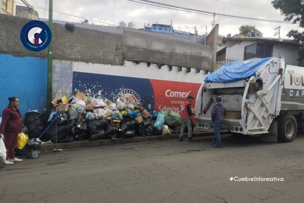 'Toluca recoge 10 toneladas de basura en tiradero clandestino'