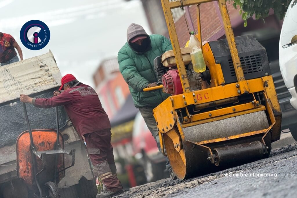 'Toluca y Edoméx reparan vialidades'
