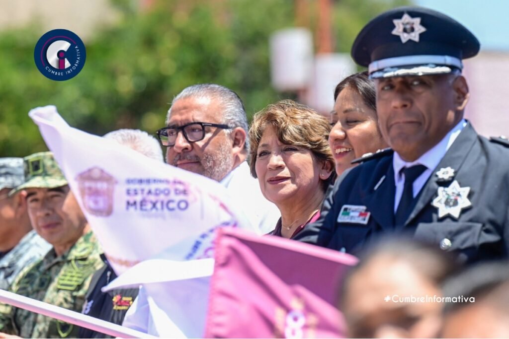 'entregan 20 patrullas en Chimalhuacán'