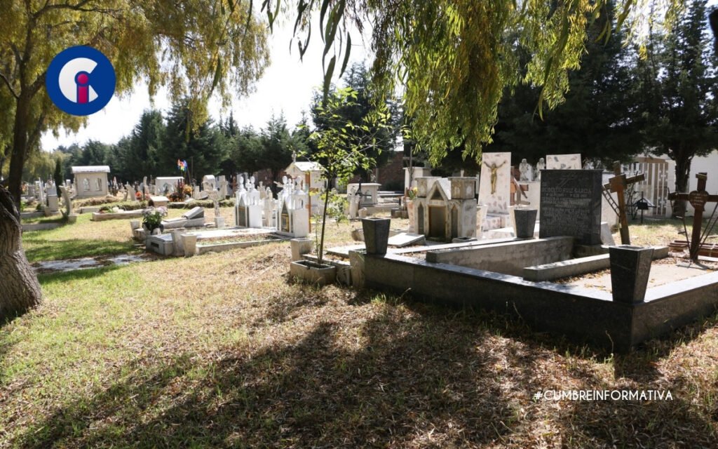 'panteones de Toluca listos para el día de muertos'