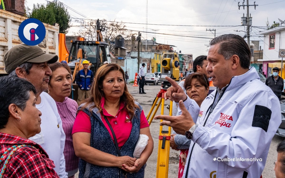 'Ricardo Moreno arranca pavimentación en Cacalomacán'
