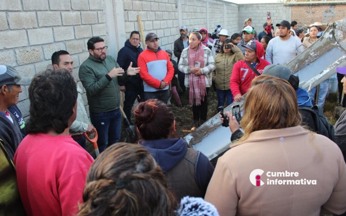 Adolfo Solís impulsa obras comunitarias y mejora el abasto de agua en Almoloya de Juárez