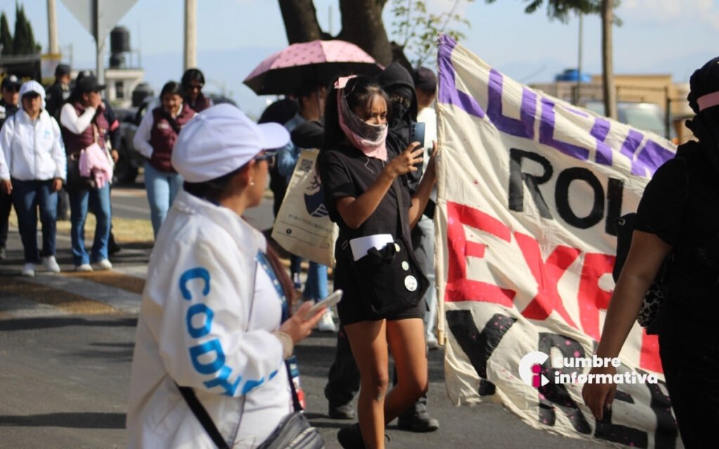 CODHEM acompaña y asesora durante marchas del 25N en Edomex