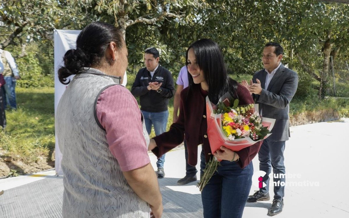 'Michelle Núñez entrega nuevas obras'