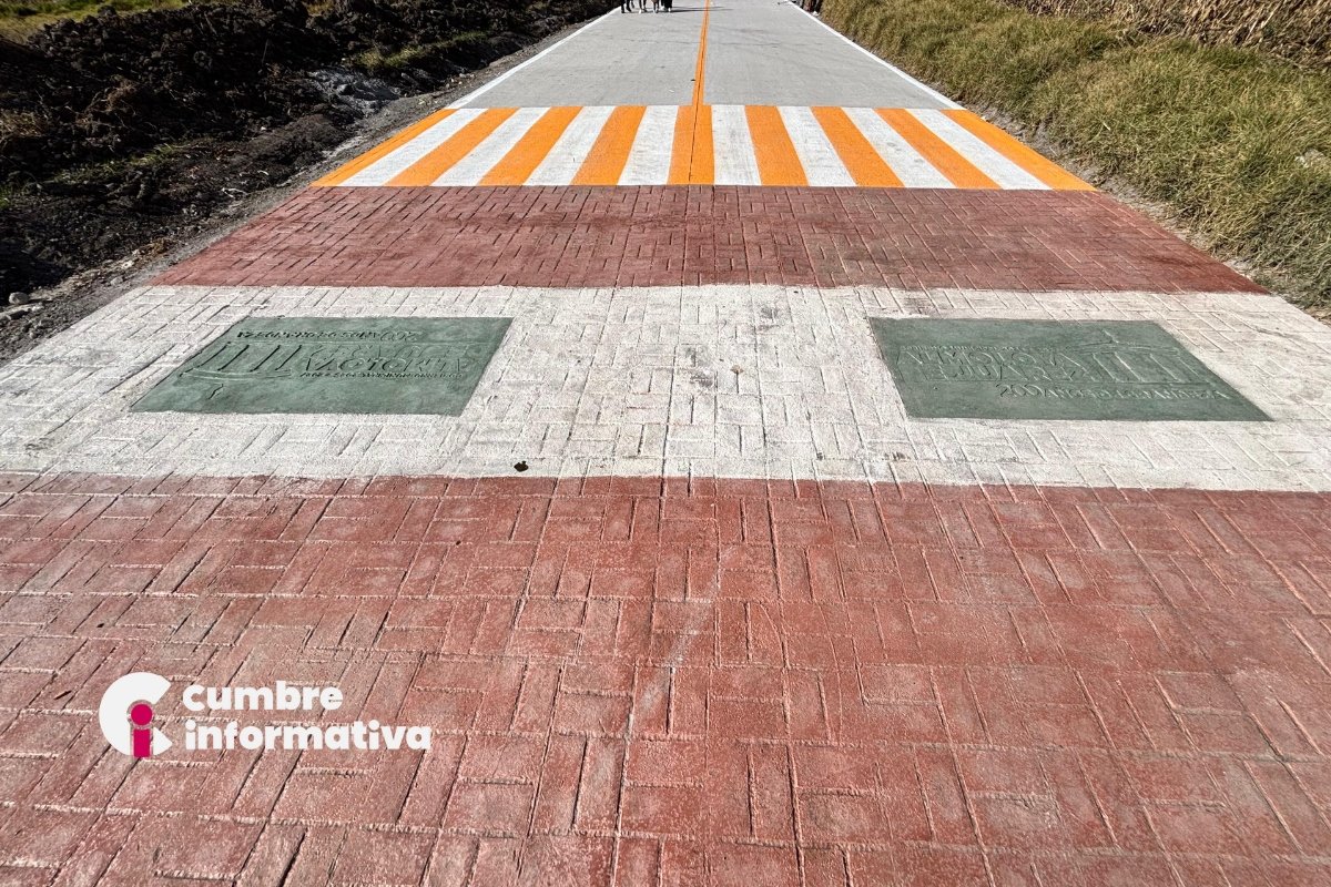 Adolfo Solís entrega carretera en San Agustín Poteje que beneficiará a más de 7,000 personas