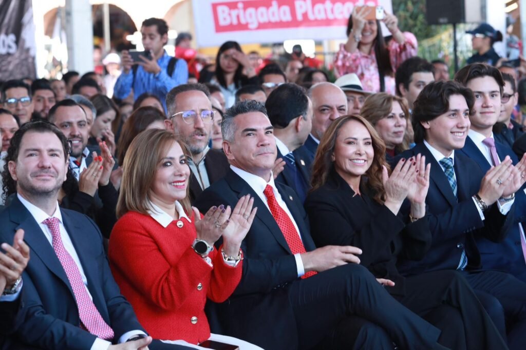 Respaldada por la élite del PRI, Ana Muñiz destaca que San Mateo Atenco seguirá siendo priista