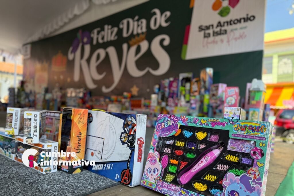 Festival de Reyes Magos en San Antonio la Isla desborda alegría con shows y más de 800 regalos