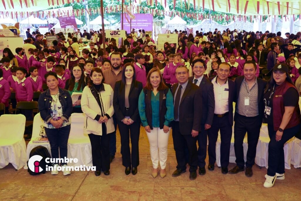 Nancy Valdez promueve aprendizaje científico en estudiantes de Ocoyoacac